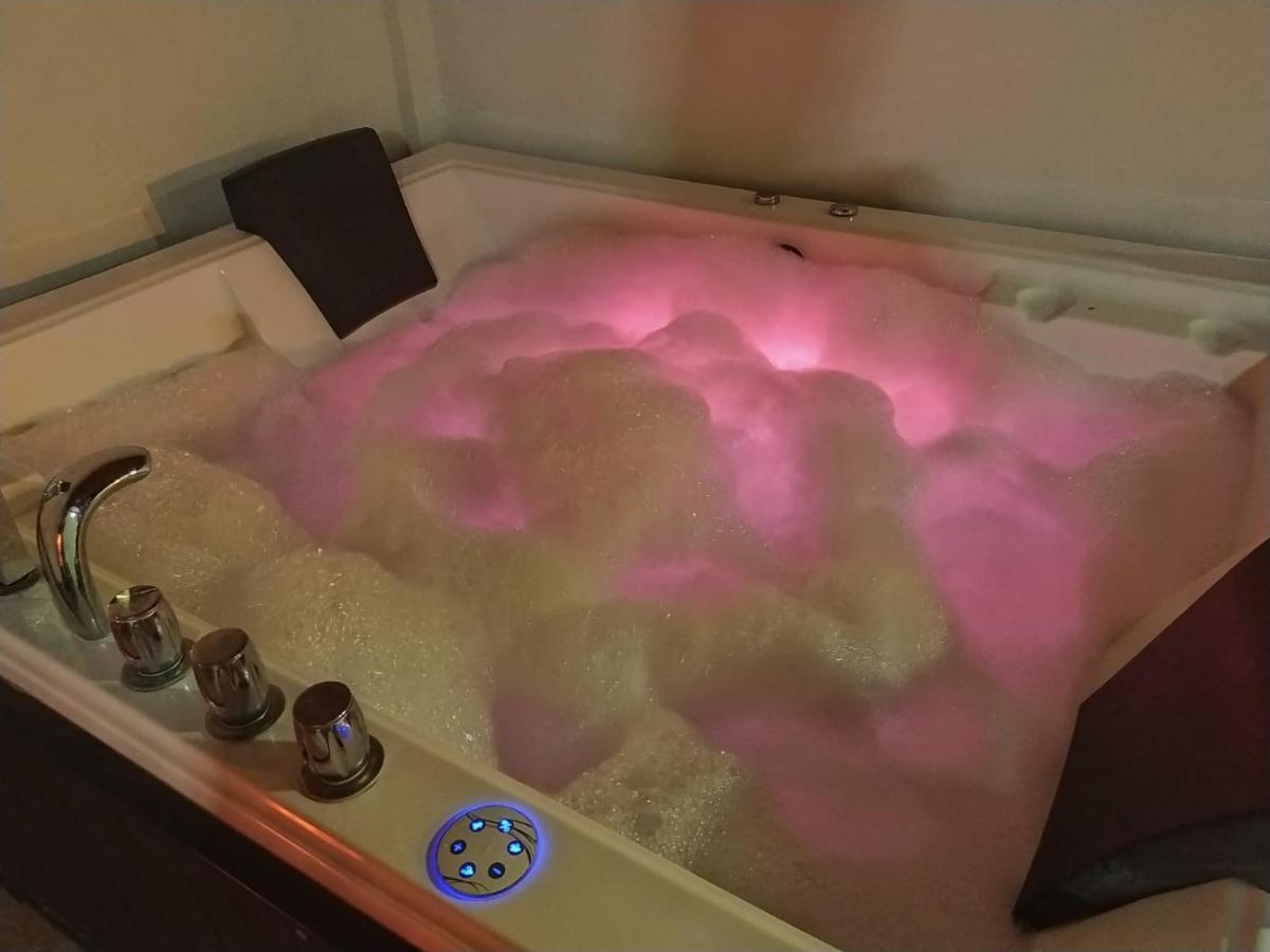 Villa Tokio Con Jacuzzi Y Piscina Privada Chiclana de la Frontera Zewnętrze zdjęcie