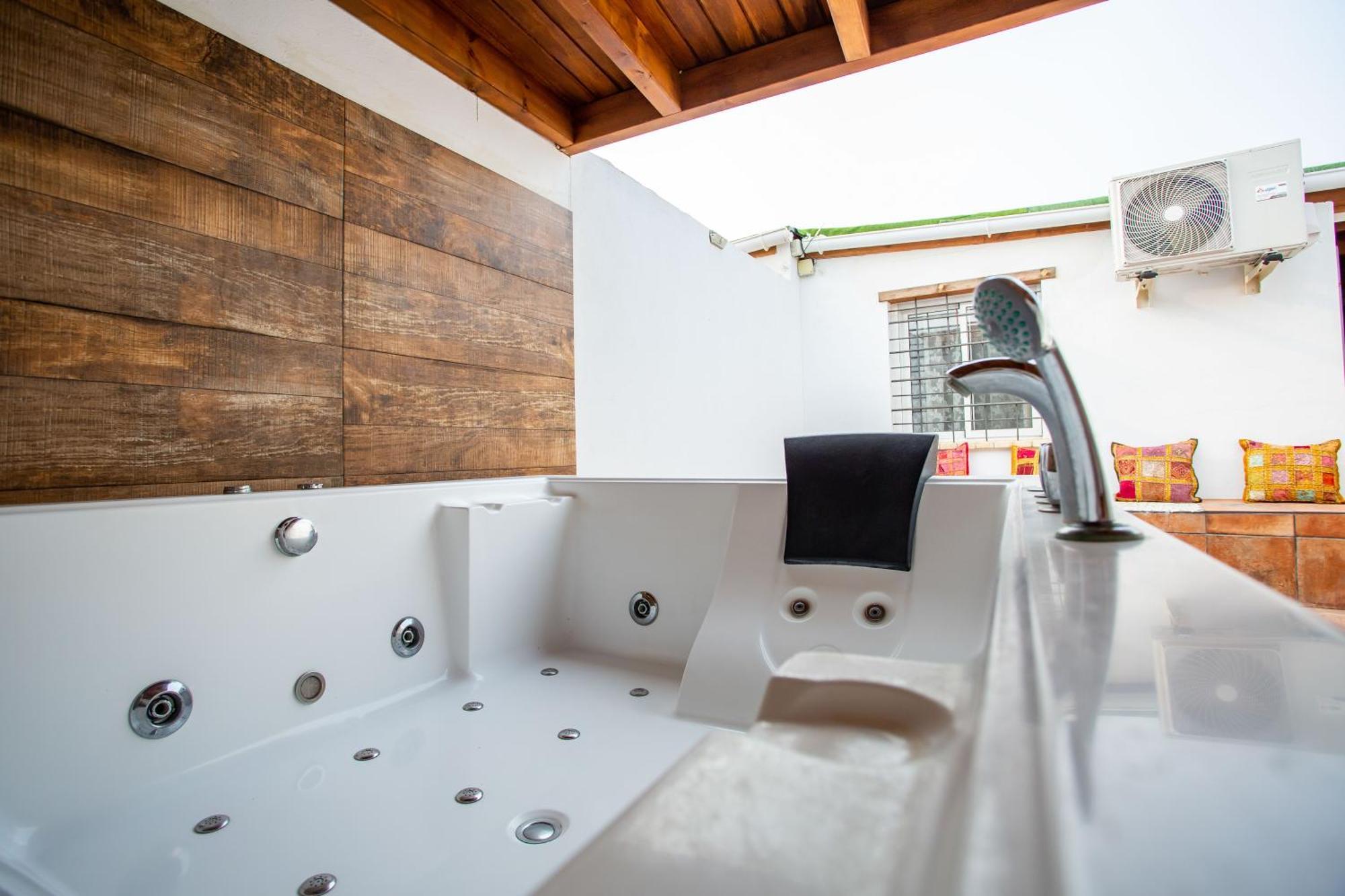 Villa Tokio Con Jacuzzi Y Piscina Privada Chiclana de la Frontera Zewnętrze zdjęcie